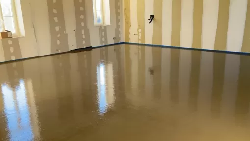 Devis pour chape décorative à Roanne, Roanne, Chape Liquide Masson
