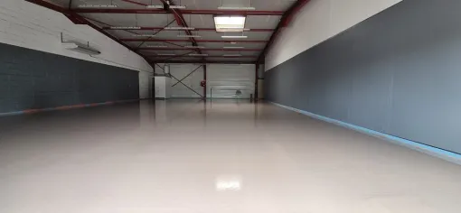 Coulage chape anhydrite Thermio Max à Feurs : rattrapage de niveau pour futur magasin , Roanne, Chape Liquide Masson