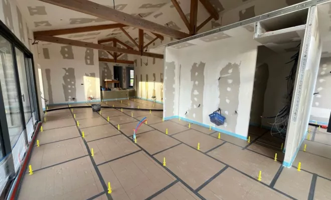  Chape liquide Thermio Max sur isolant de sol polyuréthane à Chauffailles (71), Roanne, Chape Liquide Masson