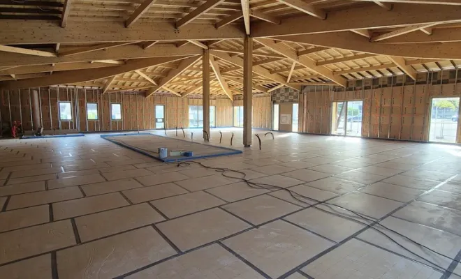 Pose d'isolant de sol et chape liquide pour une pharmacie à Marcigny, Roanne, Chape Liquide Masson