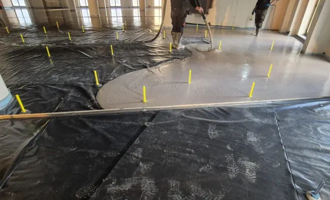 Chape Liquide Masson : fin du chantier de coulage de chape liquide à Lyon – Place des Cordeliers, Roanne, Chape Liquide Masson